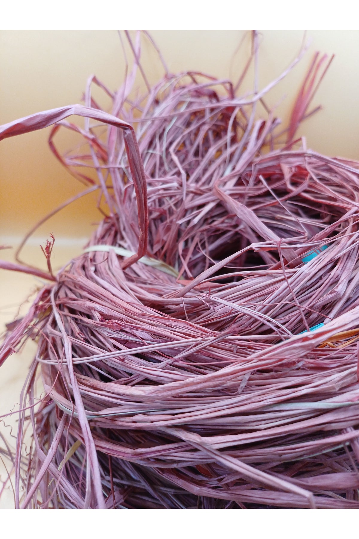 Fine Raffia Weaving Fibre - Nutmeg