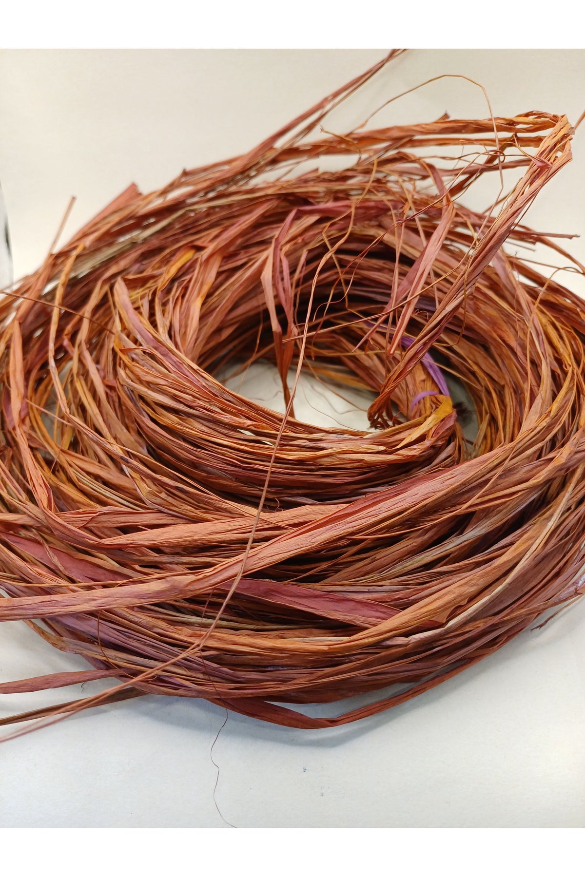 Fine Raffia Weaving Fibre - Cinnamon